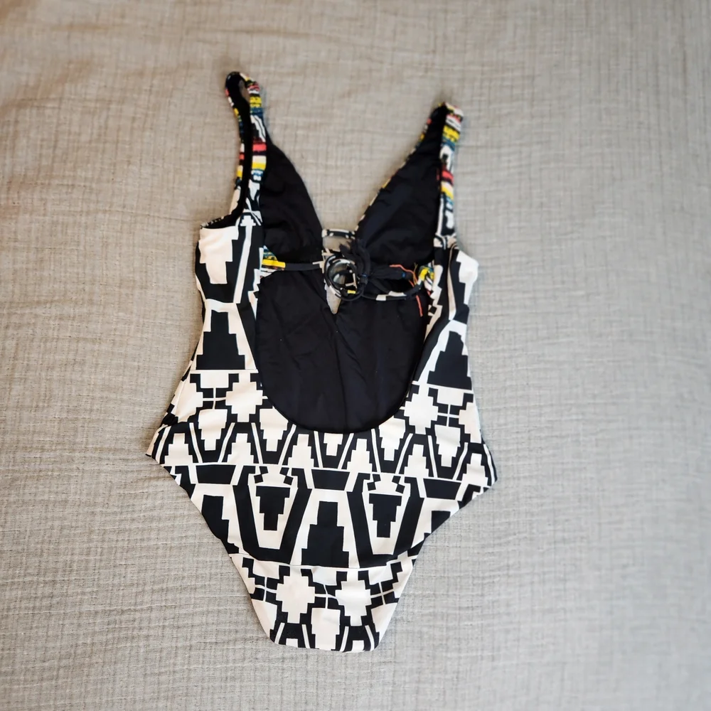 BECCA Women's 'Primitive Journey' Deep V-Neck One-Piece Swimsuit Sz. M